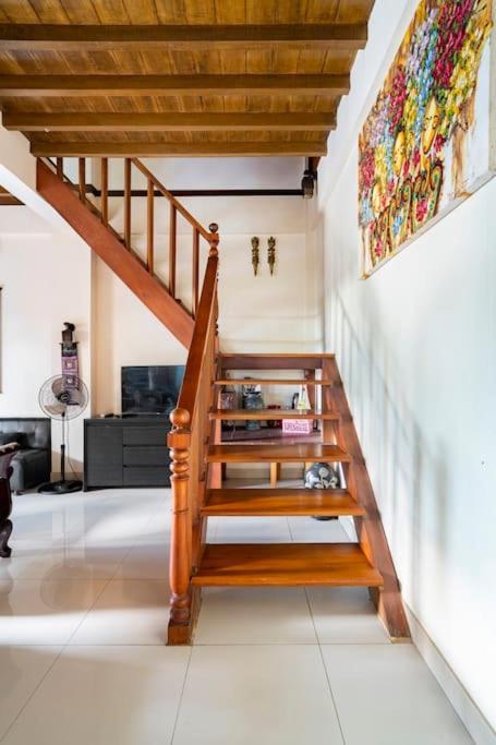 Villa Kenanga In Meninting By The Beach มาตารัม ภายนอก รูปภาพ