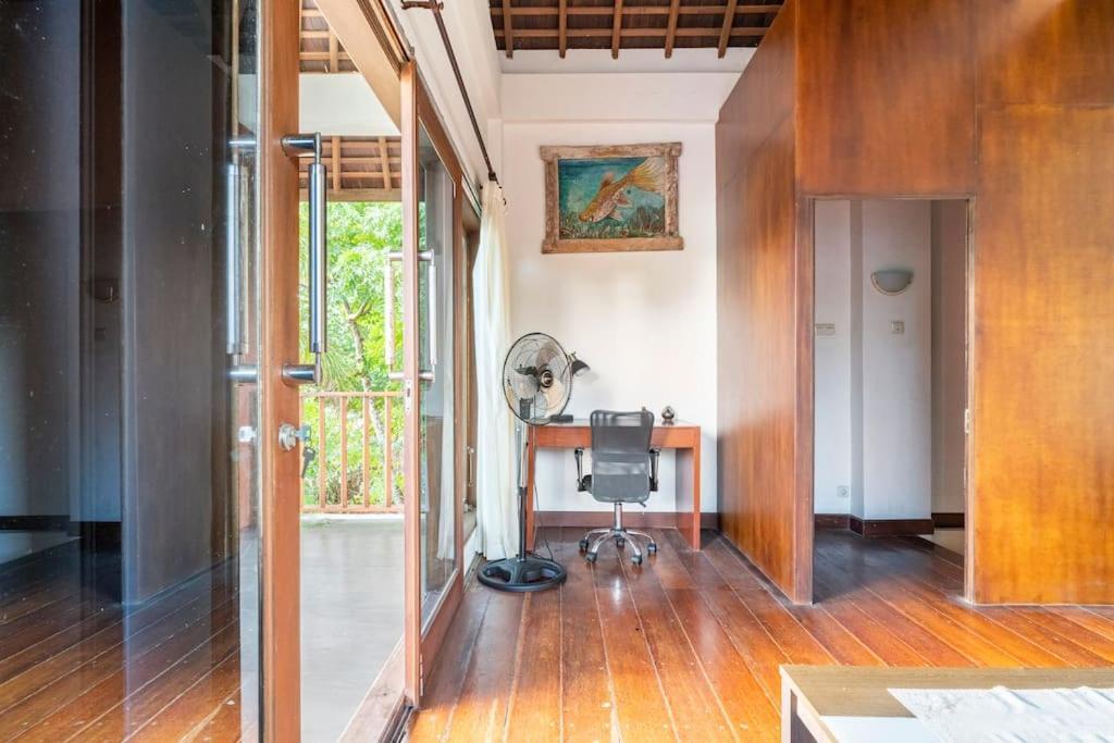 Villa Kenanga In Meninting By The Beach มาตารัม ภายนอก รูปภาพ
